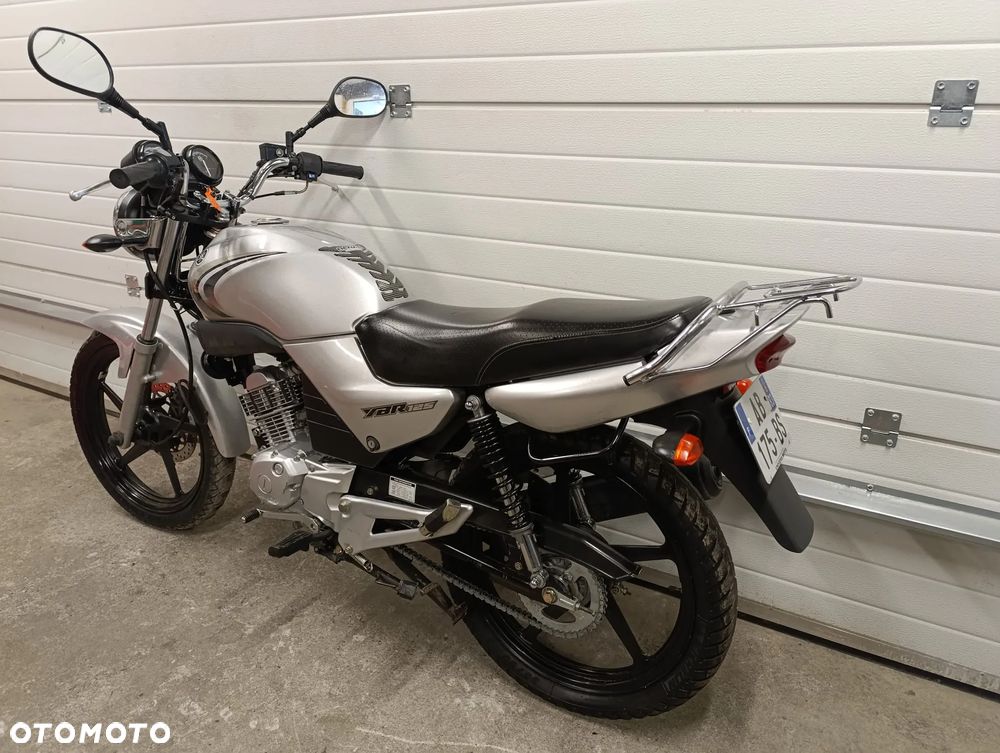 Yamaha YBR - 6