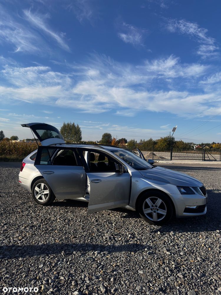 Skoda Octavia - 16