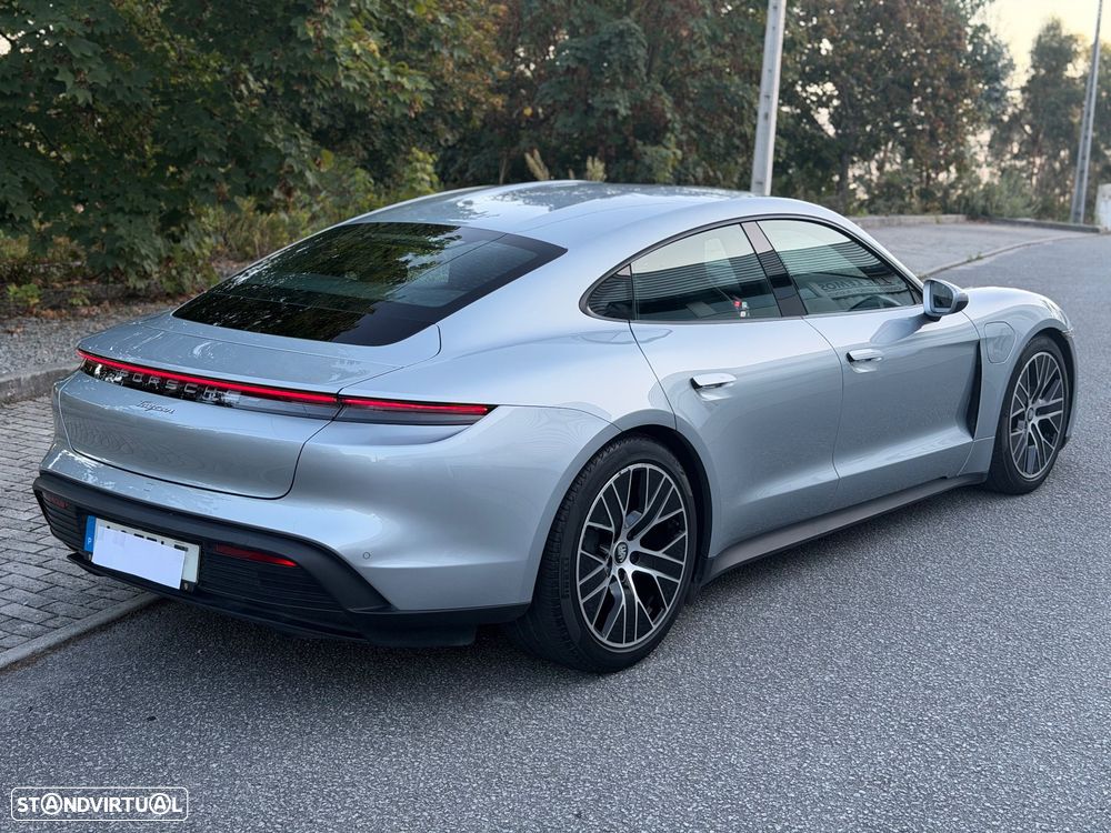 Porsche Taycan Standard - 22