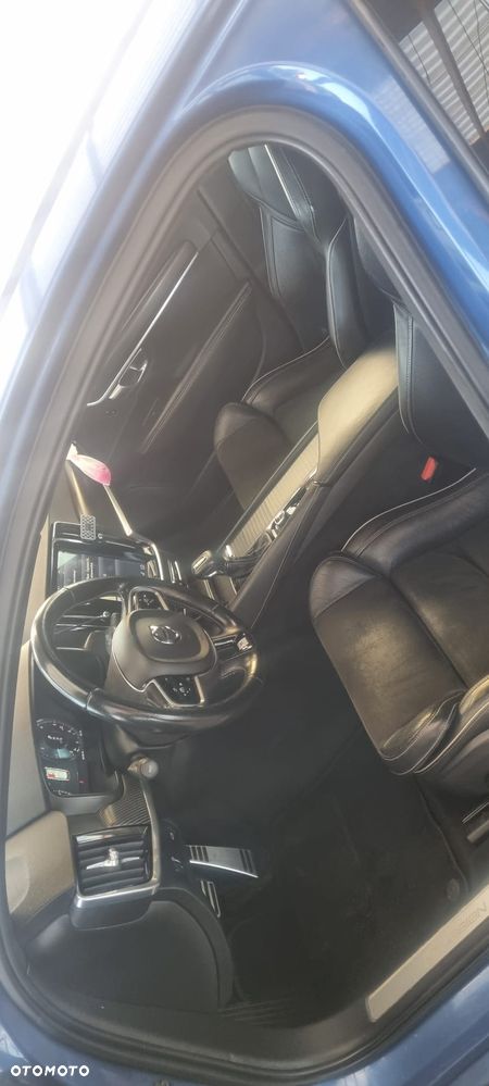 Volvo V90 D4 AWD R-Design - 6