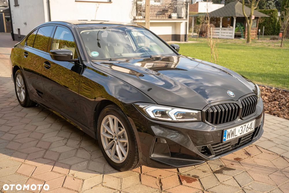 BMW Seria 3 330i xDrive - 2
