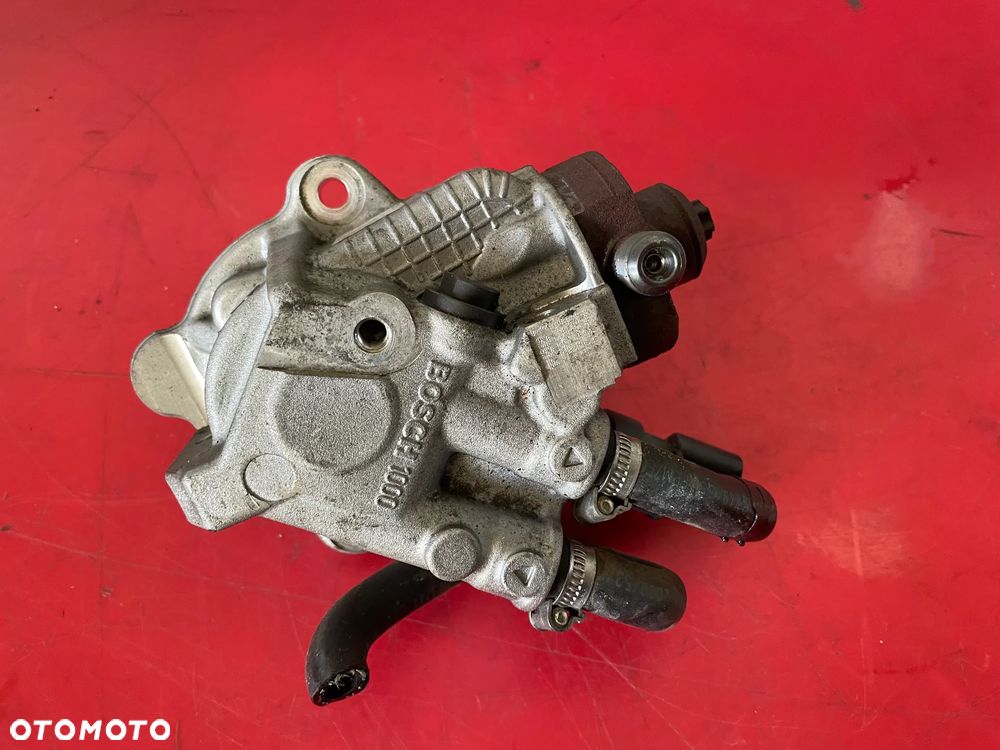 BMW  E90 POMPA WTRYSKOWA 7797874 - 1