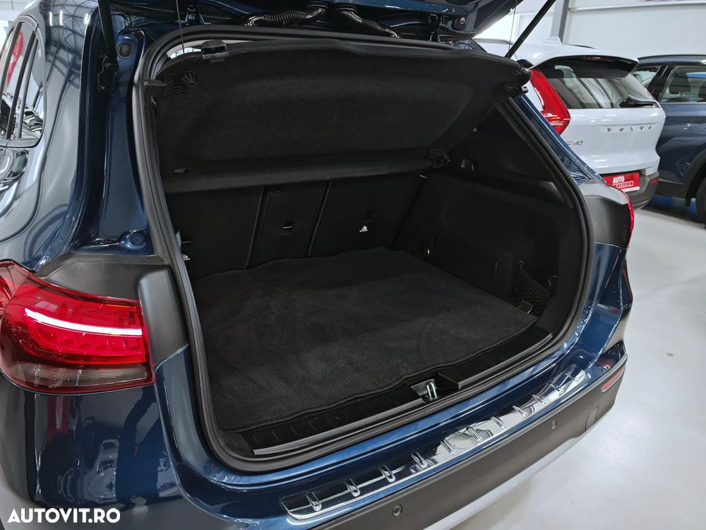Mercedes-Benz GLA 200 d Aut. - 34