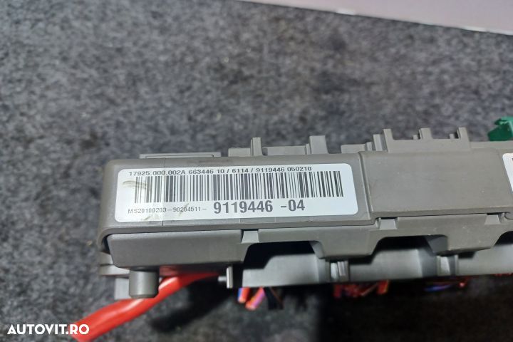Panou sigurante si relee 9119446 - 04 BMW Seria 3 E90/E91/E92/E93 [fa - 4