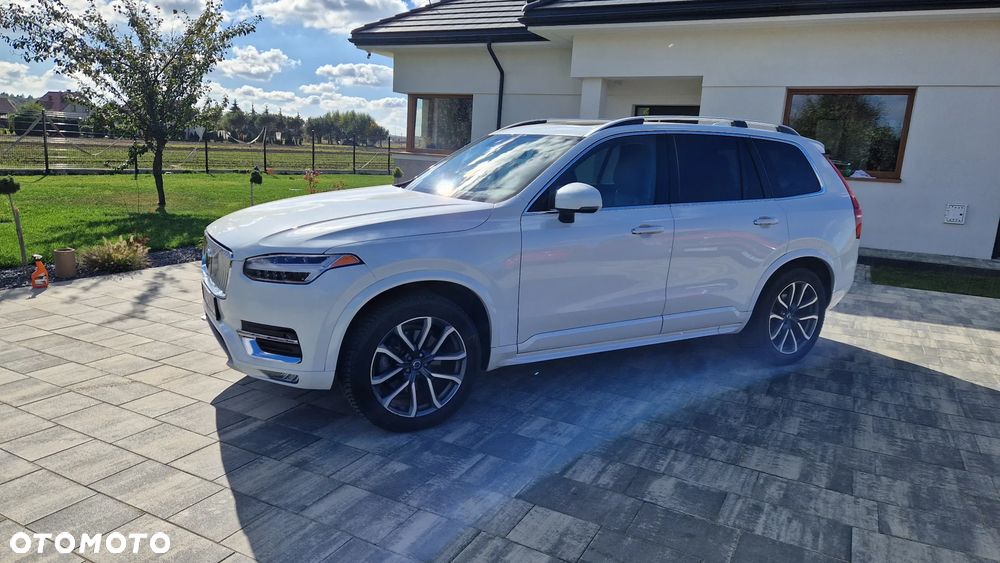 Volvo XC 90 - 8