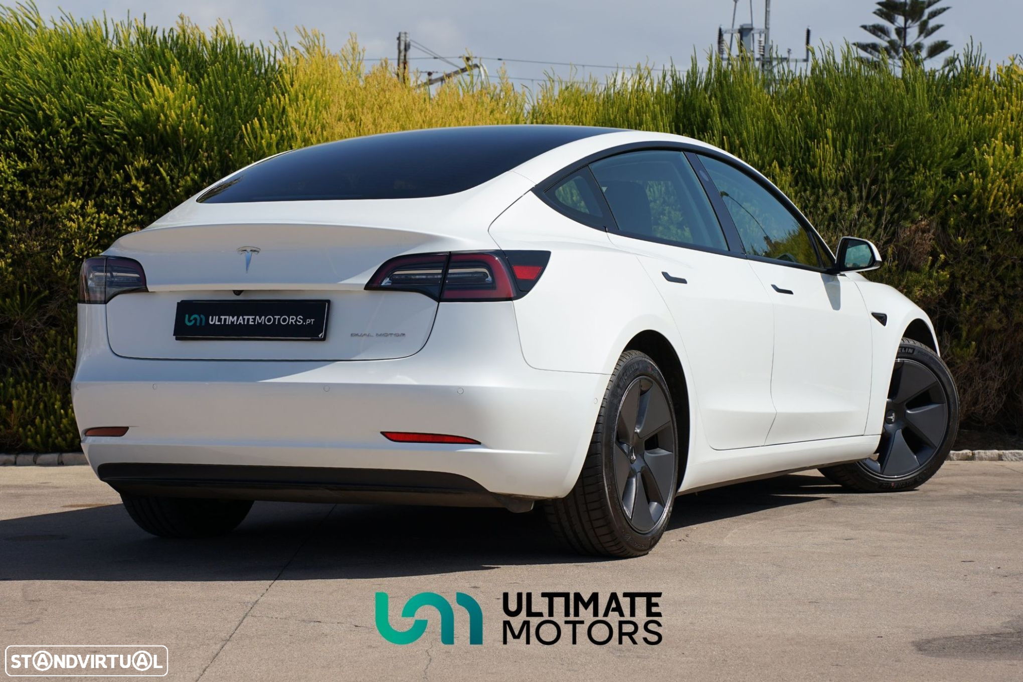 Tesla Model 3 - 6
