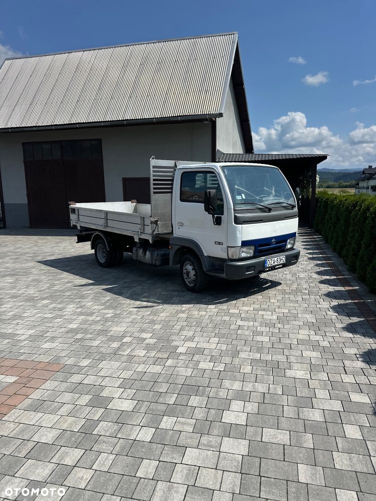 Nissan Cabstar - 13