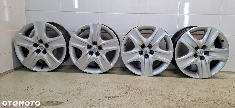 4x Felgi strukturalne Opel 5x115 17 cali Oryginalne Proste - 2