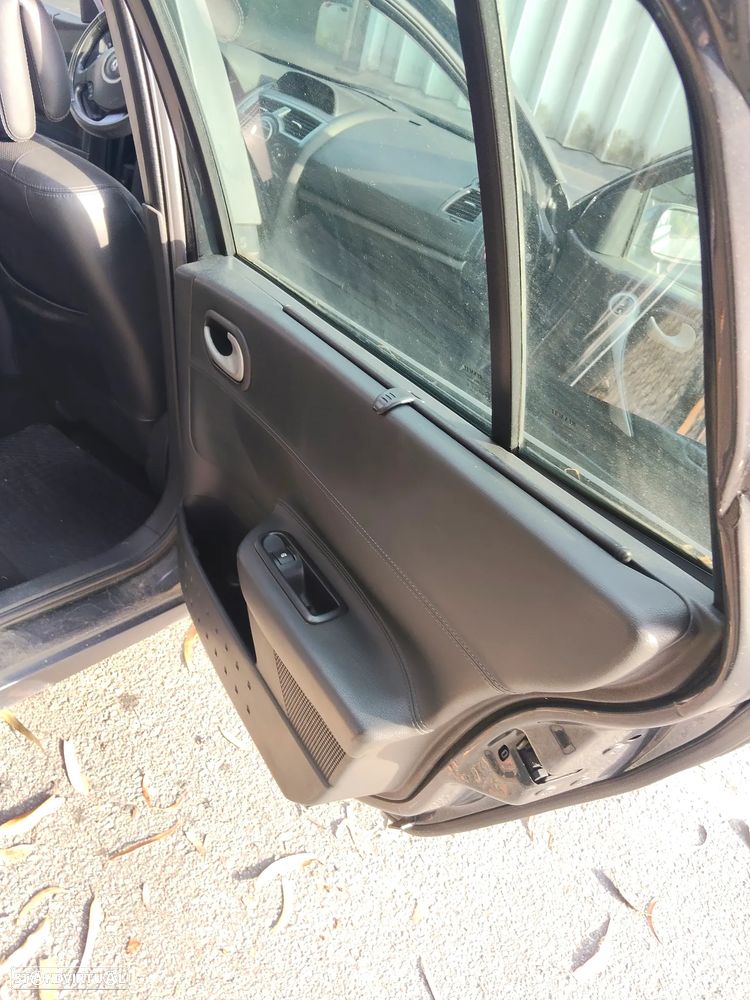 Renault Mégane Break 1.5 dCi Dynamique S - 14