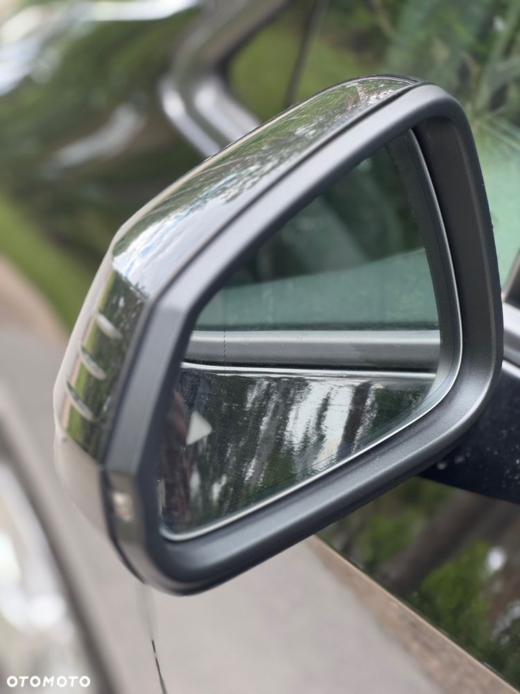 BMW Seria 2 218i - 15