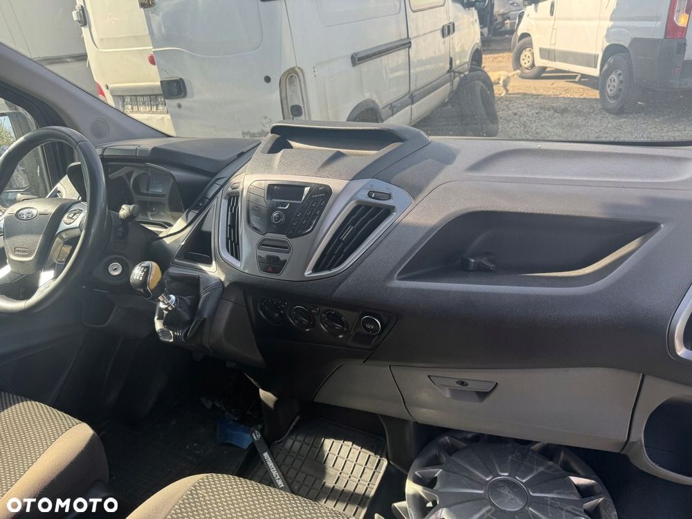 Transit Custom MK8 2,2 tdci14-18r deska konsola przekładka - 2