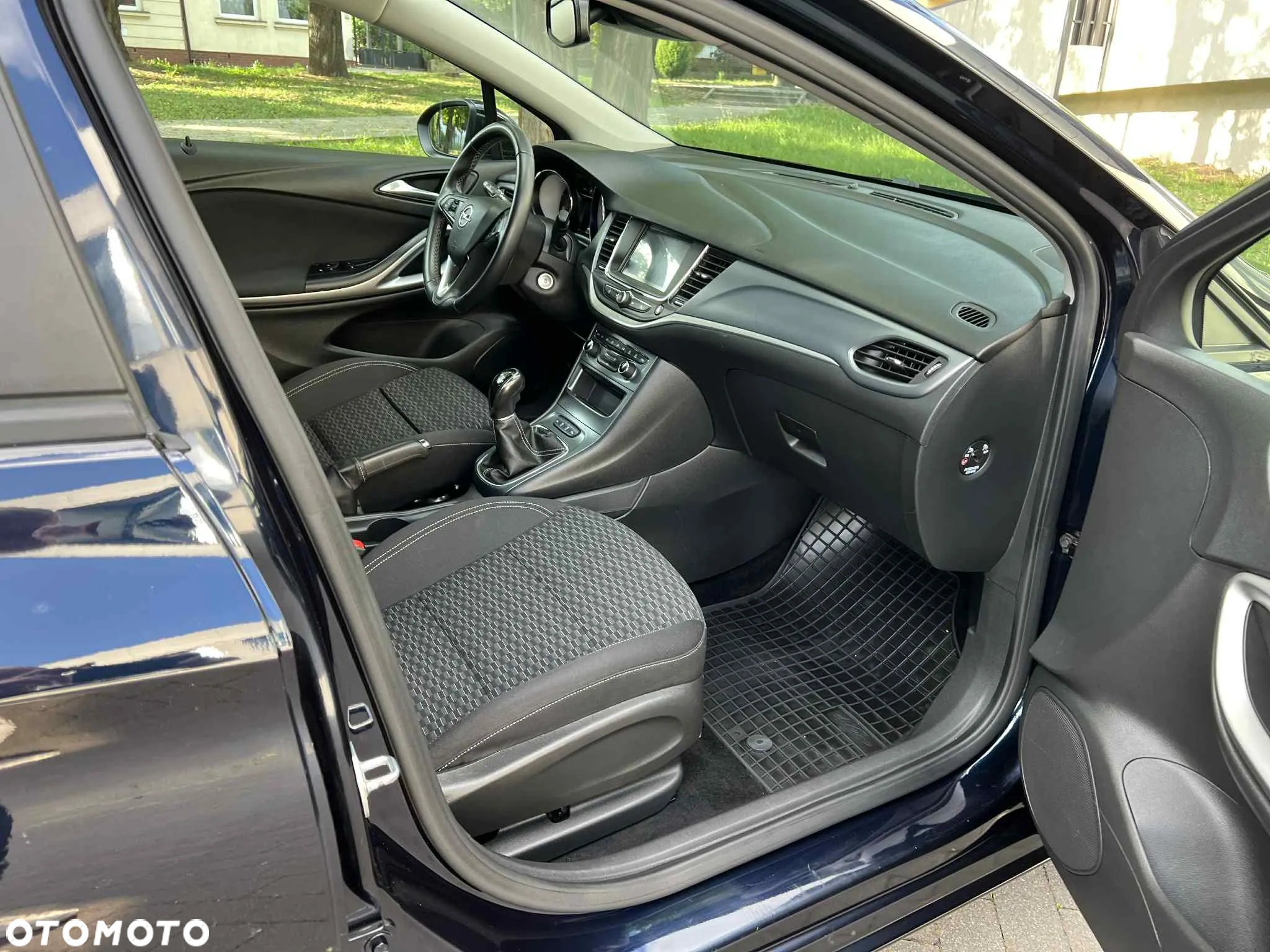 Opel Astra V 1.6 CDTI Enjoy S&S - 9