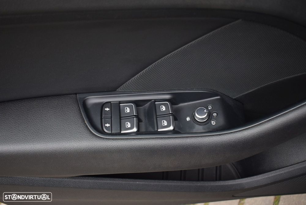 Audi A3 Sportback 1.6 TDI S-line - 21