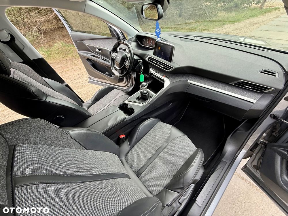 Peugeot 3008 BlueHDi 130 Stop & Start Allure - 24