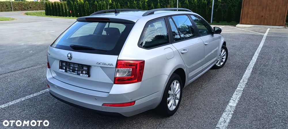 Skoda Octavia 1.6 TDI DPF DSG Elegance - 13