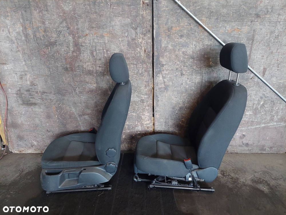 FOTEL FOTELE KOMPLET LEWY PRAWY KANAPA TYŁ + BOCZKI SKODA OCTAVIA II HB 5D - 9