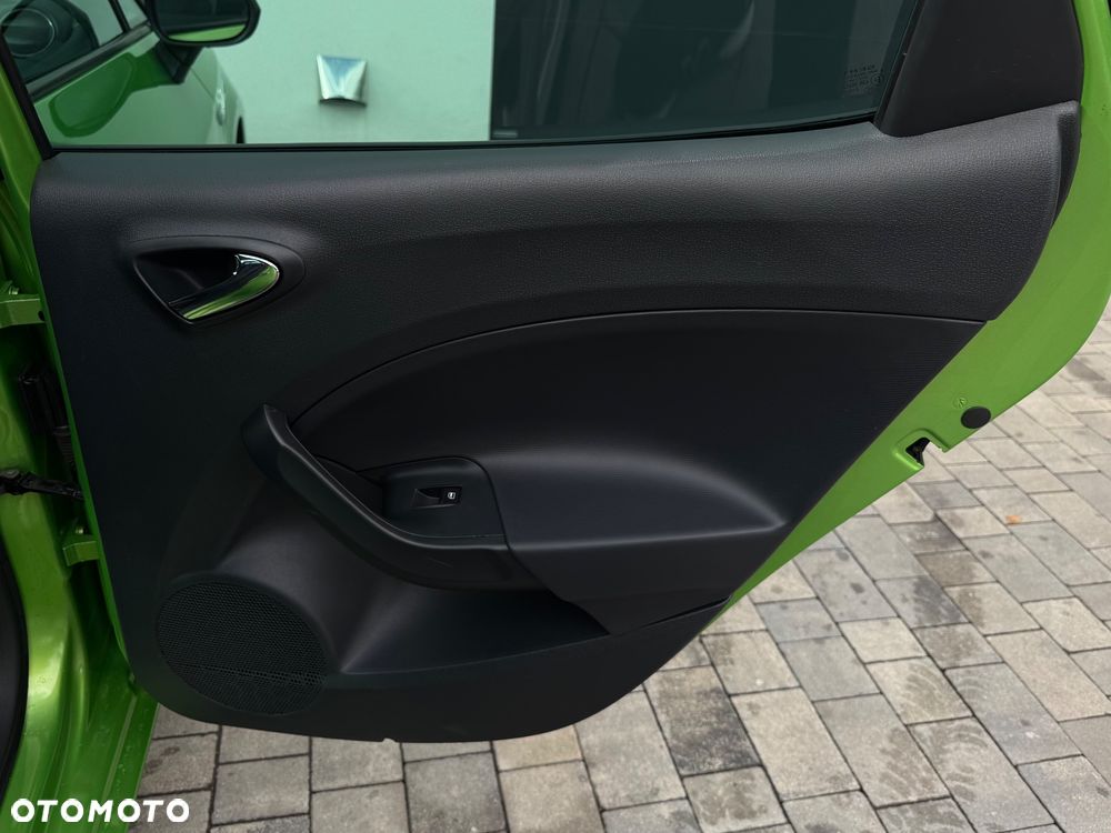 Seat Ibiza ver-1-6-16v-style - 32