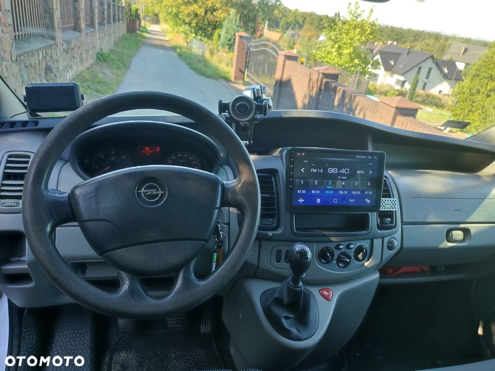 Opel Vivaro - 12