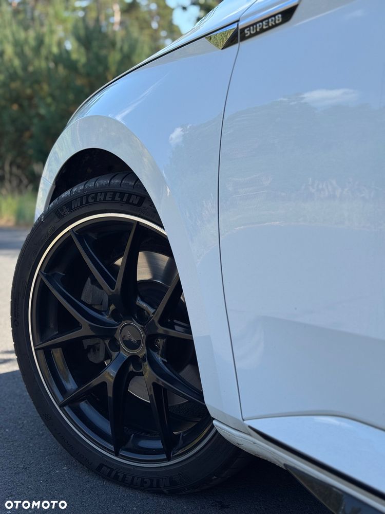 Skoda Superb 2.0 TSI 4x4 L&K DSG - 7