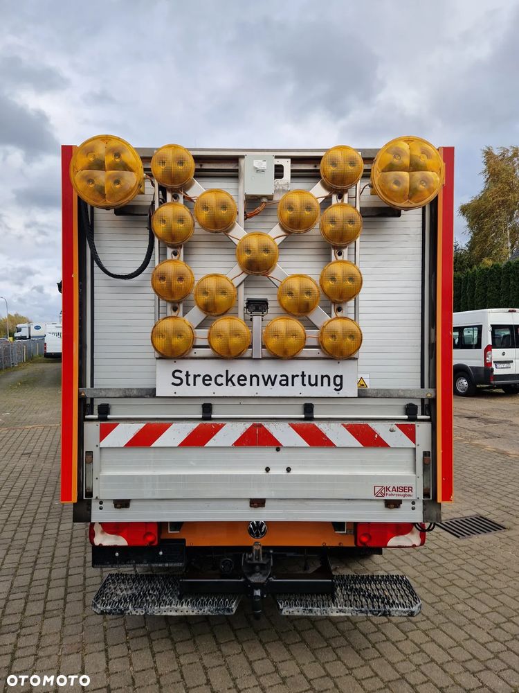 Volkswagen Crafter DOKA  DLA DROGOWCÓW Z SYGNALIZATOREM DROGOWYM - 4