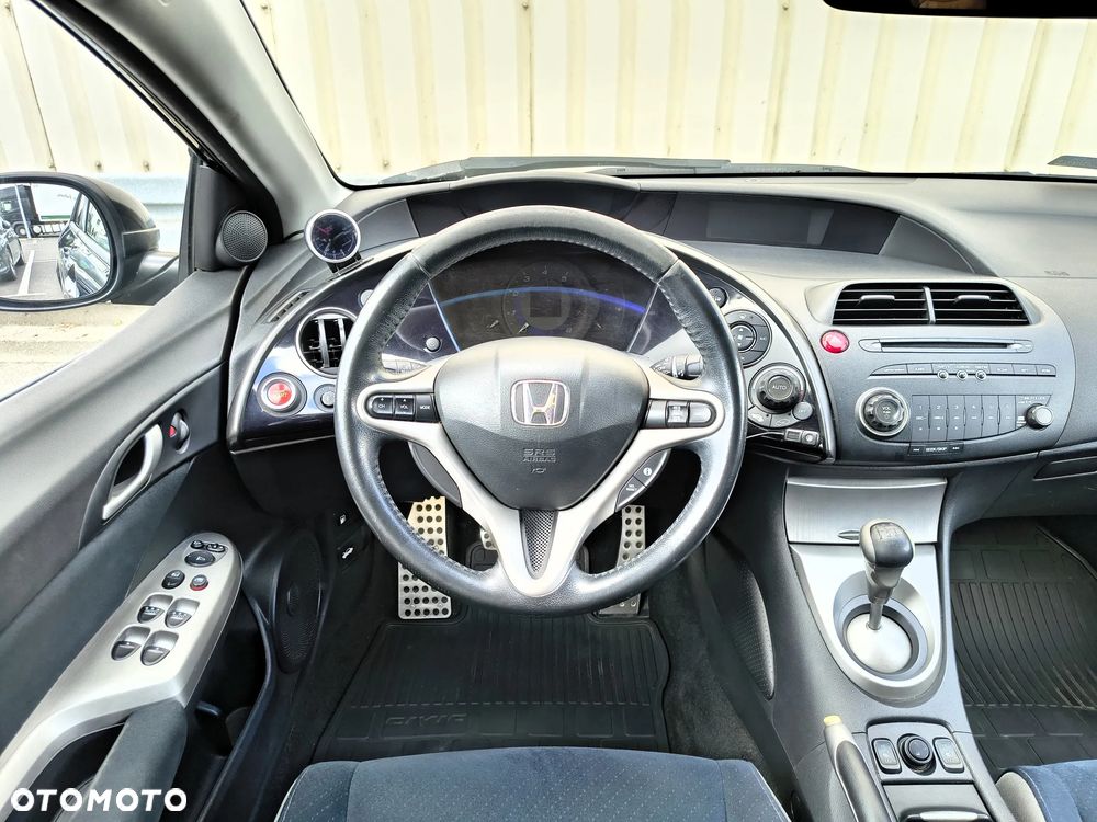Honda Civic 1.8i-VTEC Executive - 14