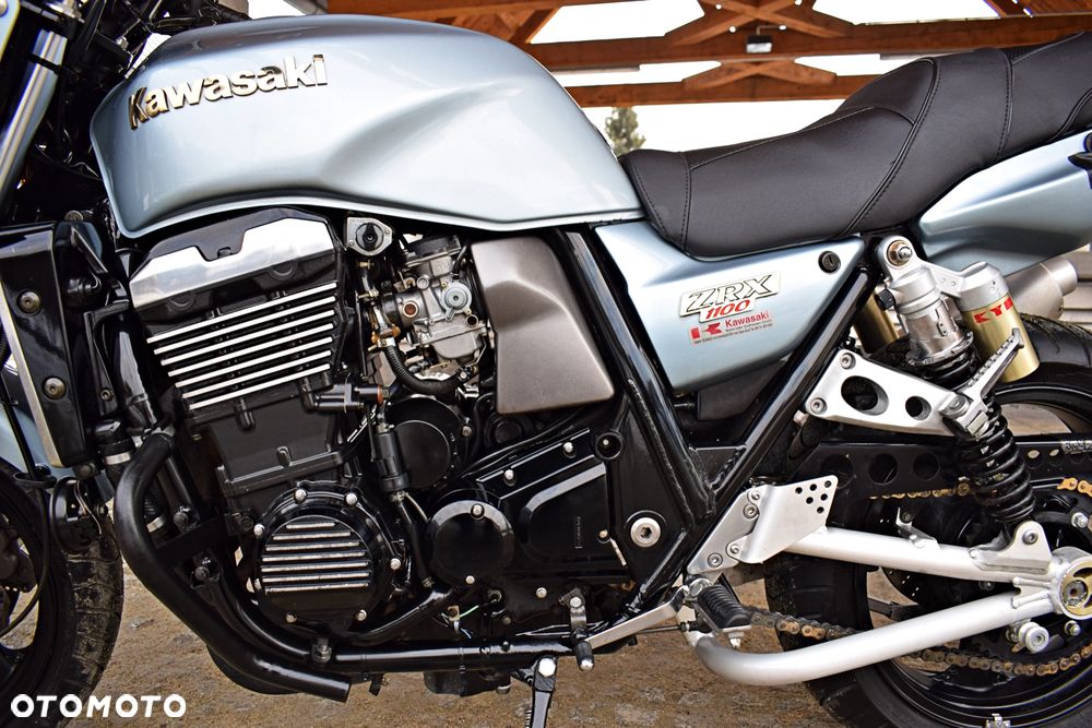 Kawasaki ZRX - 6