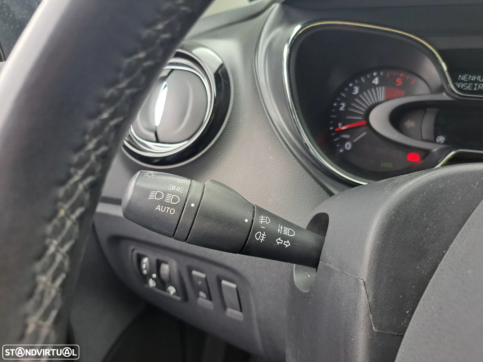 Renault Captur ENERGY dCi 90 S&S Intens - 11