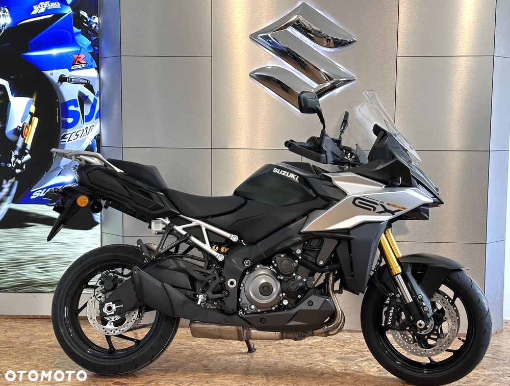 Suzuki GX - 5