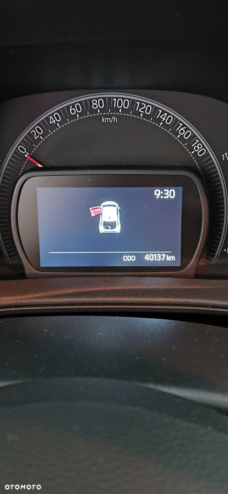 Toyota Aygo X 1.0 VVT-i Style CVT - 8