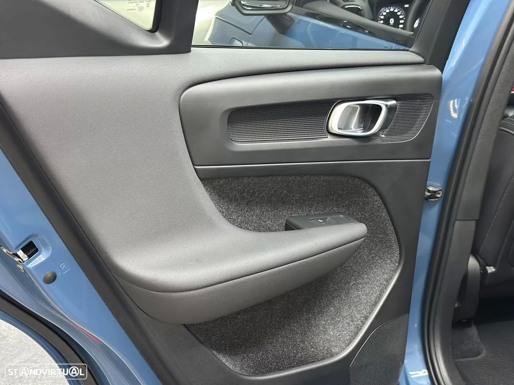 Volvo XC 40 1.5 T4 PHEV R-Design - 52