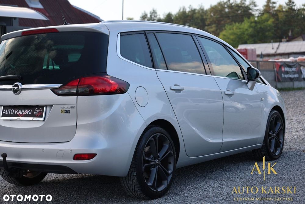Opel Zafira - 10
