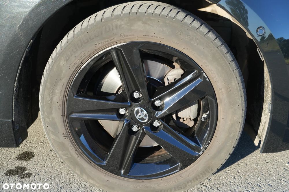 Toyota Corolla 2.0 Hybrid Comfort - 12