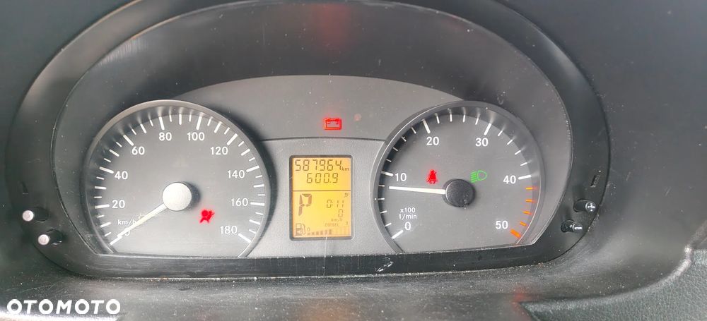 Mercedes-Benz Sprinter 316 Ambulans - 10