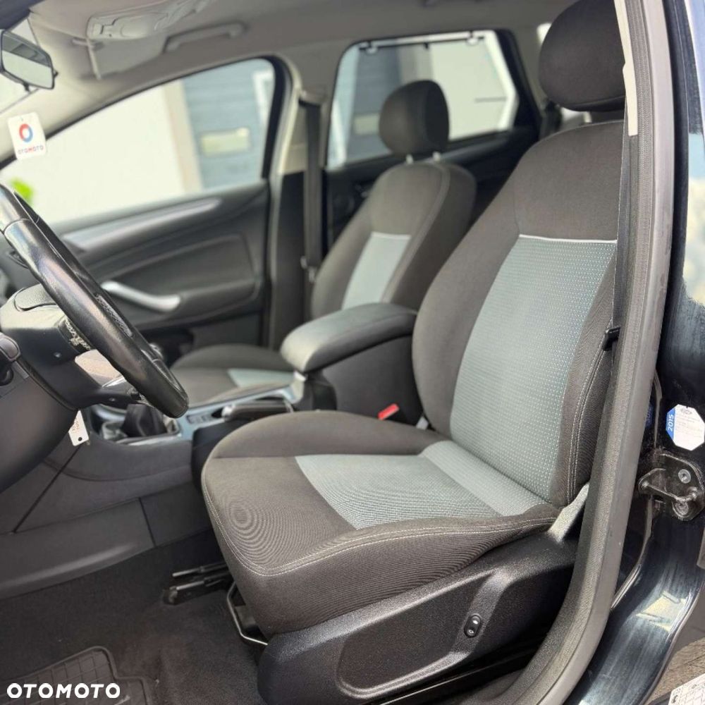 Ford Mondeo - 13