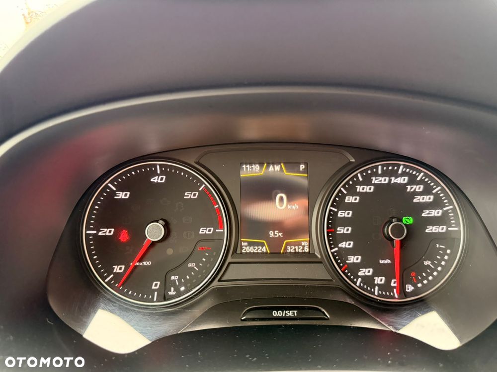 Seat Leon 2.0 TDI FR S&S DSG - 11
