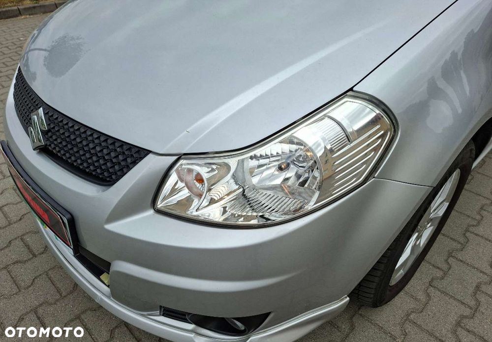 Suzuki SX4 - 4