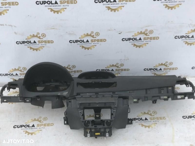 Plansa bord Renault Megane 3 (2008-2012) 681005424r - 1
