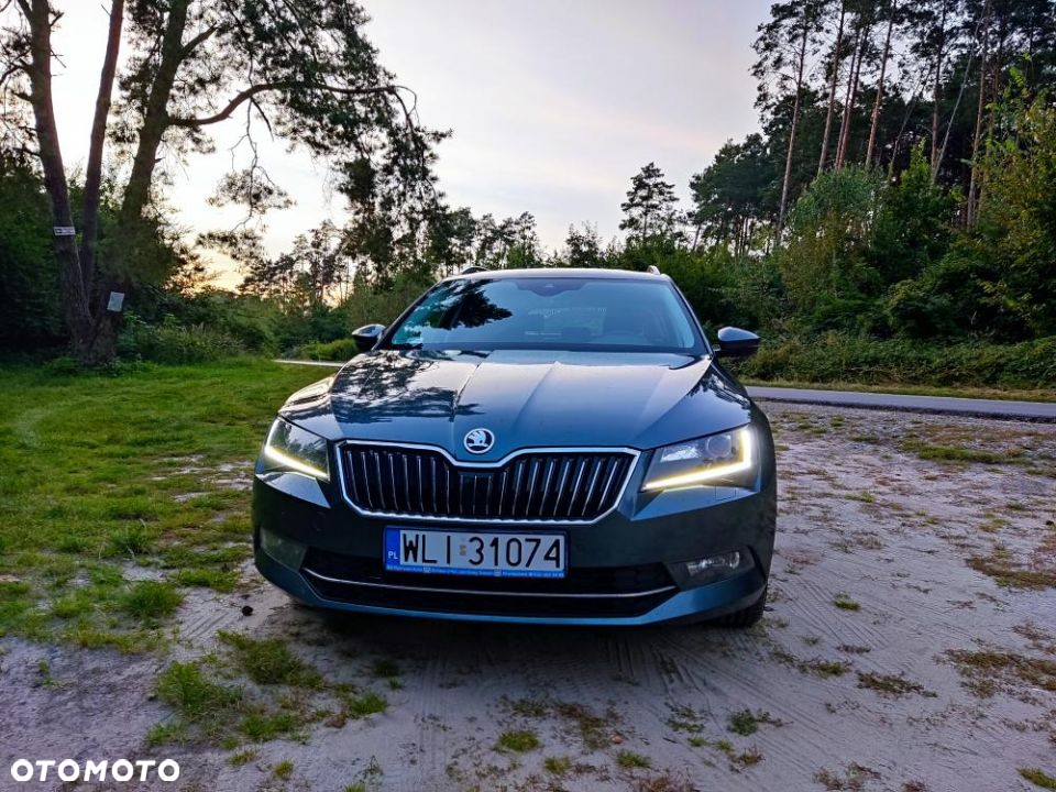 Skoda Superb 2.0 TDI 4x4 Style DSG - 3