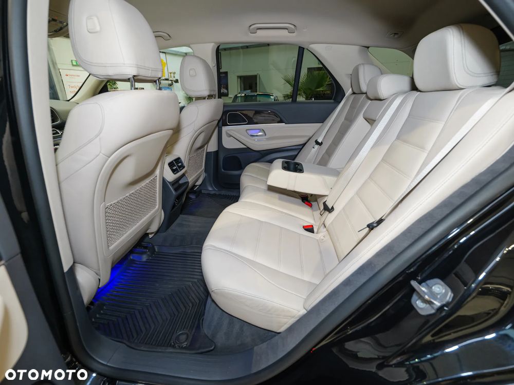 Mercedes-Benz GLE - 18