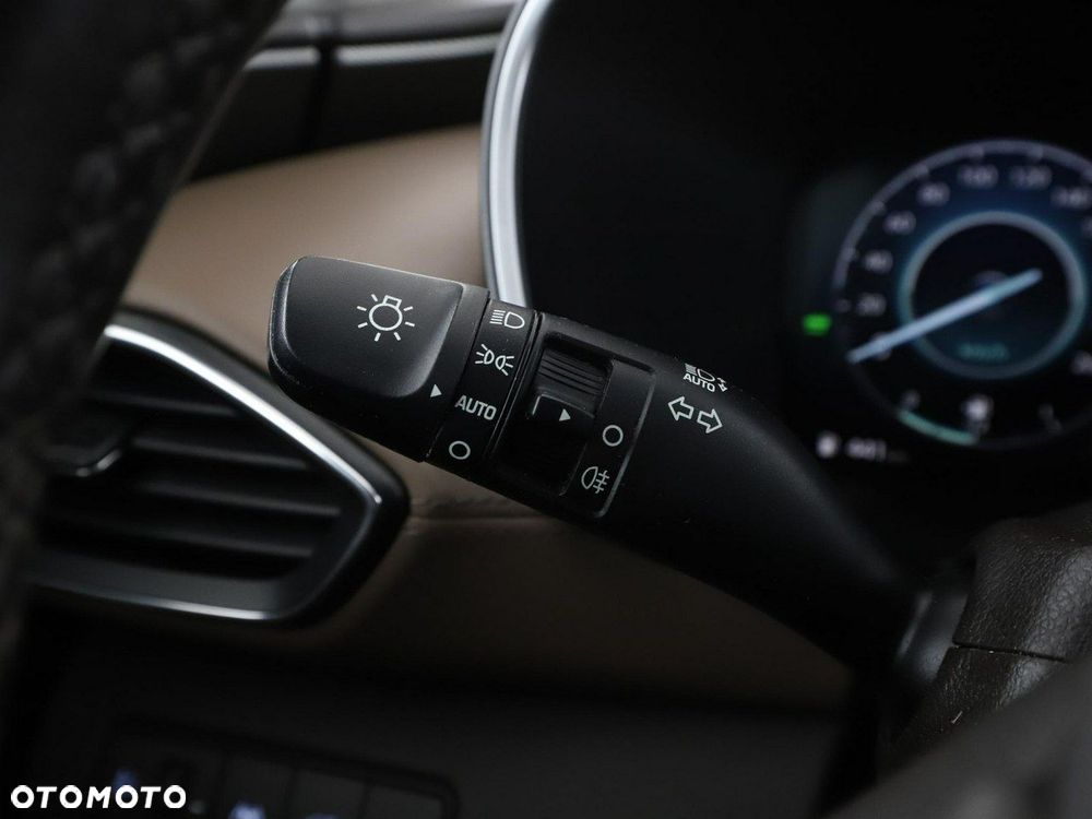 Hyundai Santa Fe 1.6 T-GDI HEV Executive - 36