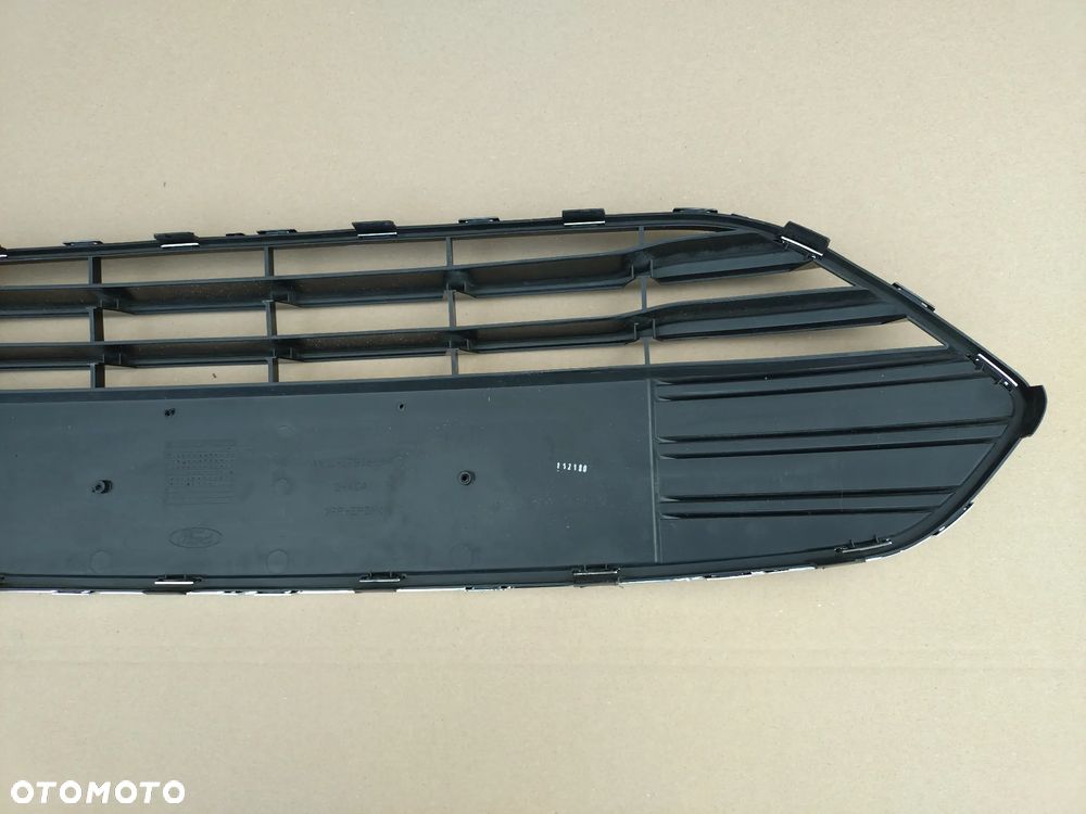 FORD B-MAX B MAX 12- AV11-17B968-A KRATKA CHROM W ZDERZAK PRZÓD ORYGINAŁ STAN BDB!! - 5