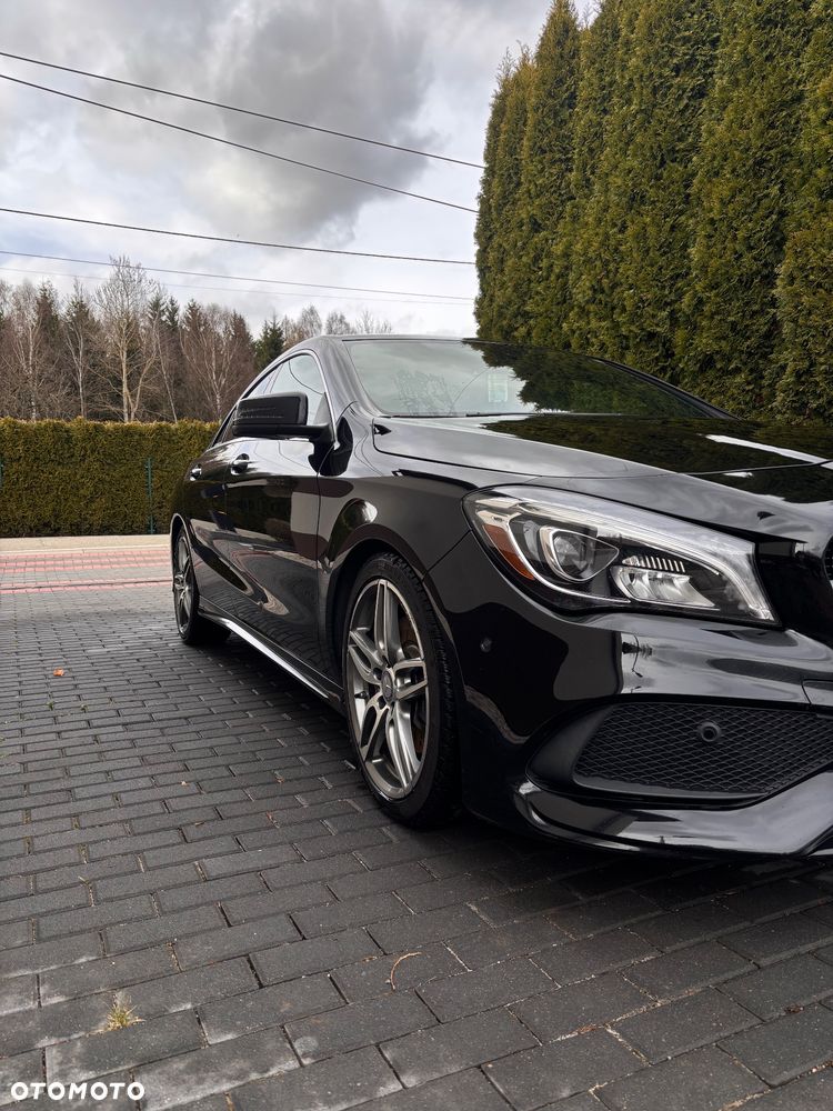Mercedes-Benz CLA 250 4-Matic AMG Line - 1