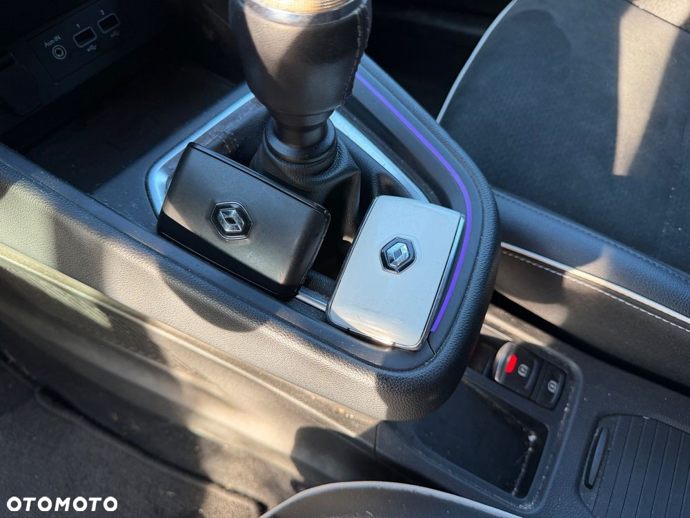 Renault Clio TCe 100 INTENS - 11