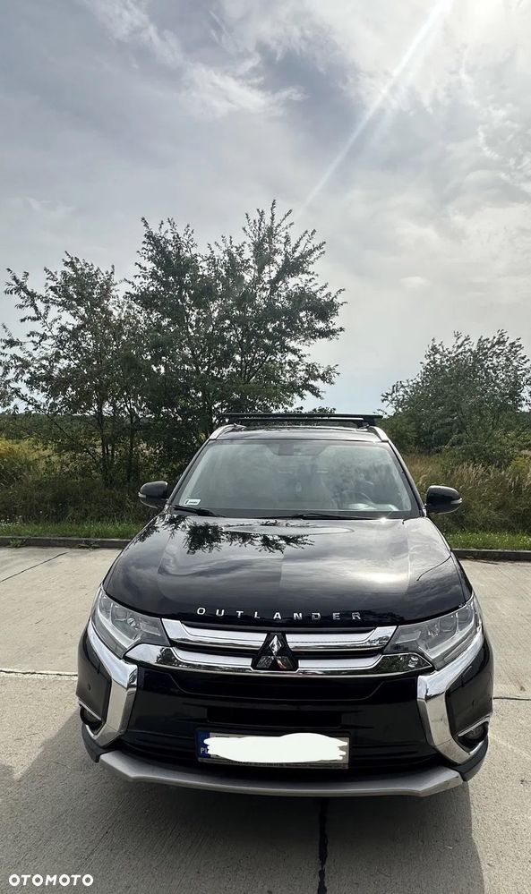 Mitsubishi Outlander 2.0 Instyle Navi 4WD CVT - 1