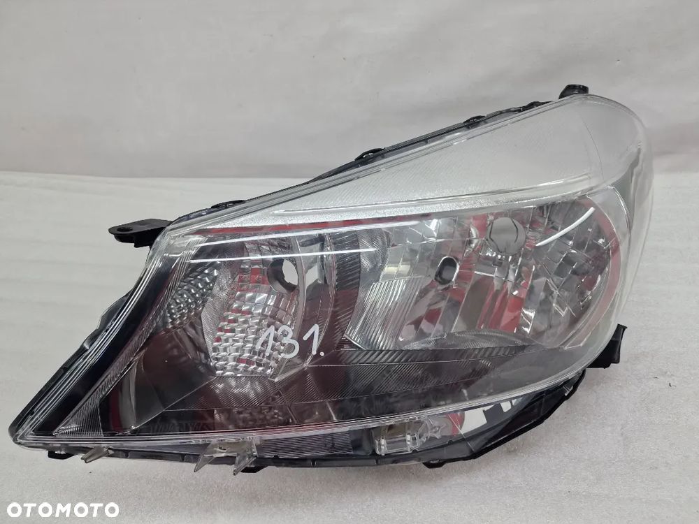 TOYOTA YARIS III 11- LEWA LAMPA PRZEDNIA PRZÓD , NR KOITO 0D-79 , NR AUKCJI LL131 - 1