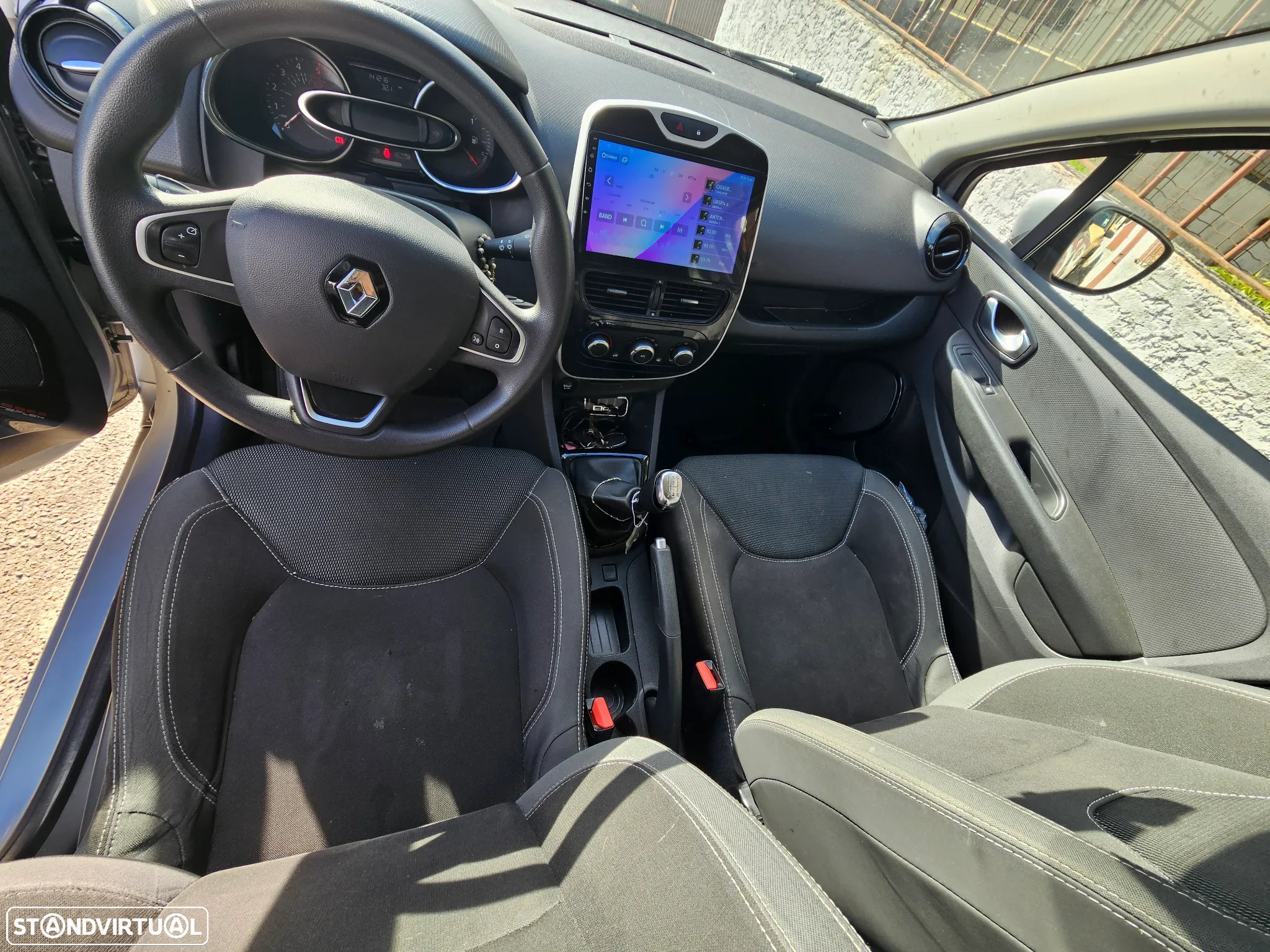 Renault Clio - 5