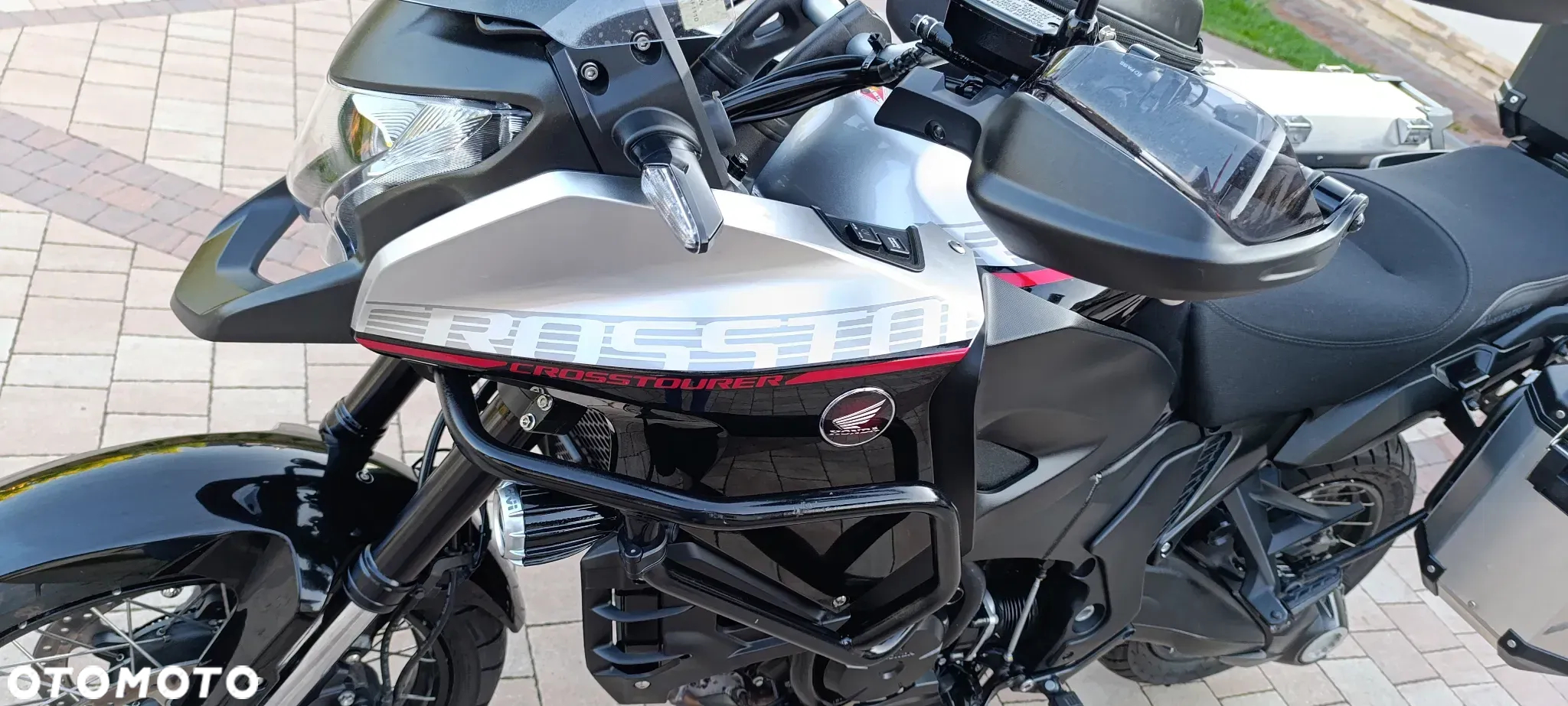 Honda VFR - 15
