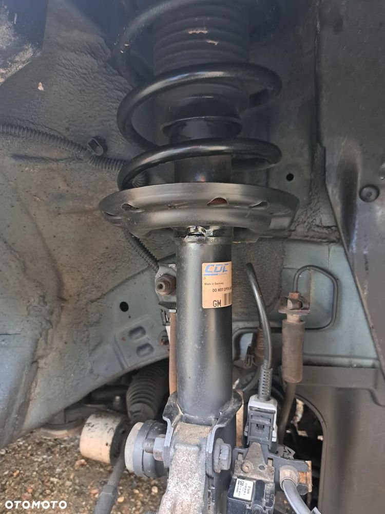 Opel Vectra 2.0 Turbo Cosmo Plus - 2