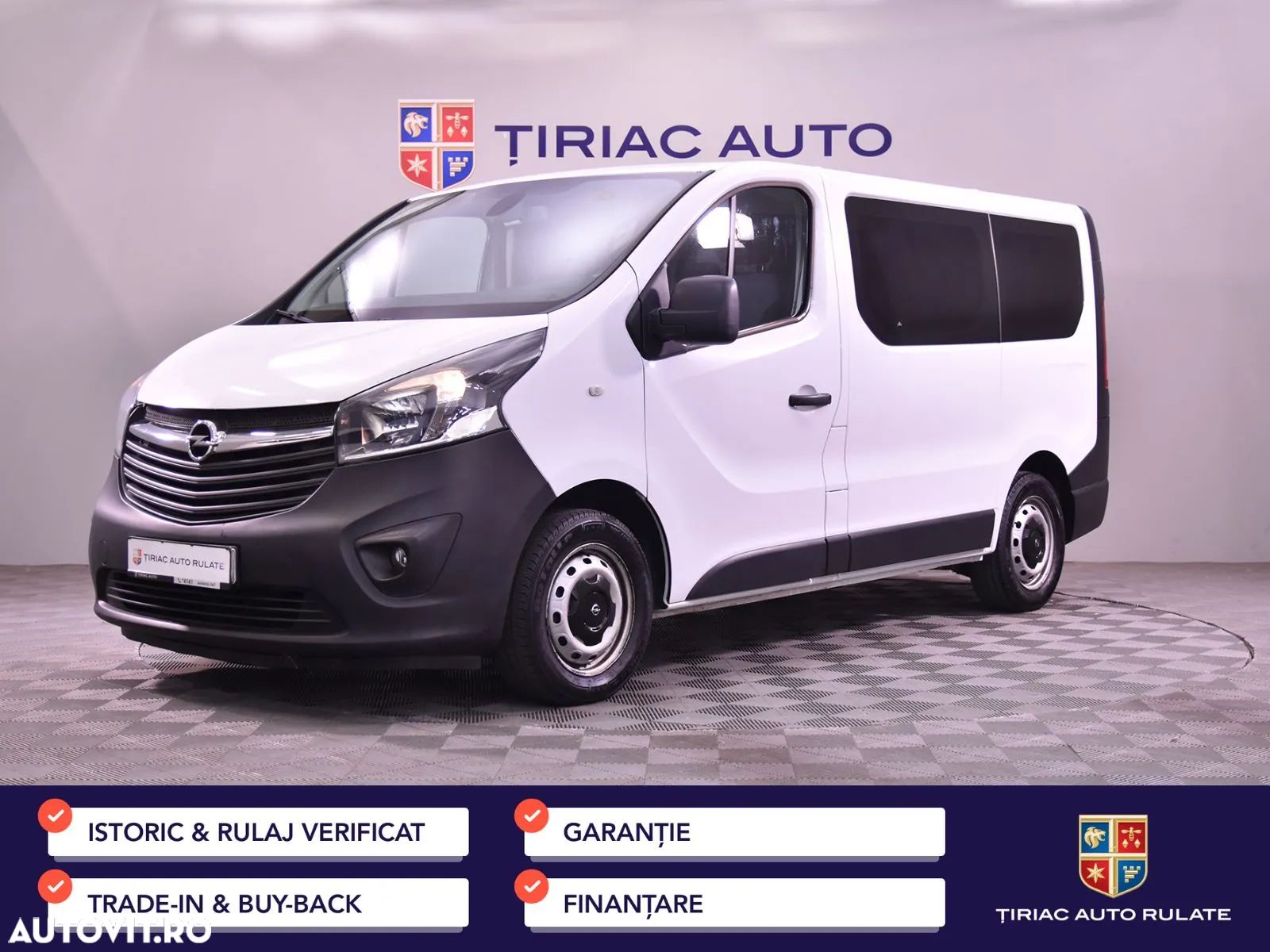 Opel Vivaro - 1
