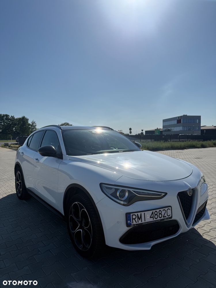 Alfa Romeo Stelvio 2018 photo 3